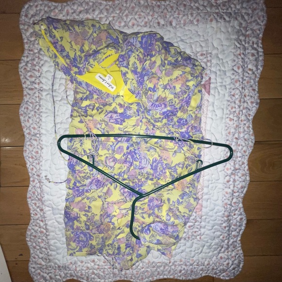 For love and lemons dress 🍋 - Picture 4 of 5